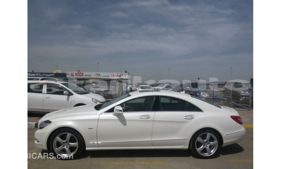 Buy Import Mercedes-Benz 190 White Car in Import - Dubai in Dushanbe Buy Import Mercedes-Benz 190 White Car in Import - Dubai in Dushanbe