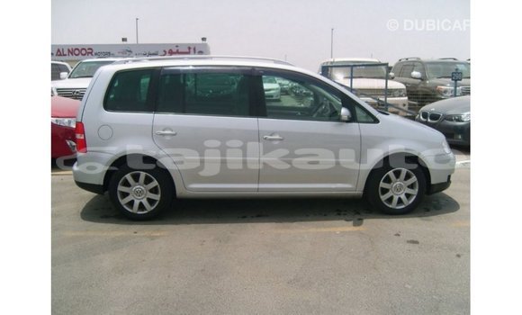 Buy Import Volkswagen Touran Other Car in Import - Dubai in Dushanbe Buy Import Volkswagen Touran Other Car in Import - Dubai in Dushanbe