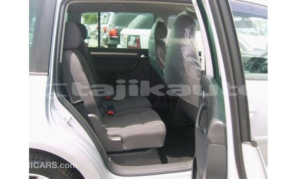Buy Import Volkswagen Touran Other Car in Import - Dubai in Dushanbe Buy Import Volkswagen Touran Other Car in Import - Dubai in Dushanbe