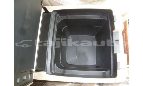 Buy Import Toyota Land Cruiser White Car in Import - Dubai in Dushanbe Buy Import Toyota Land Cruiser White Car in Import - Dubai in Dushanbe