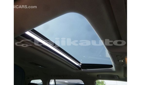 Buy Import Toyota Land Cruiser White Car in Import - Dubai in Dushanbe Buy Import Toyota Land Cruiser White Car in Import - Dubai in Dushanbe