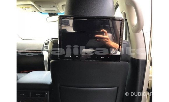 Buy Import Toyota Land Cruiser White Car in Import - Dubai in Dushanbe Buy Import Toyota Land Cruiser White Car in Import - Dubai in Dushanbe