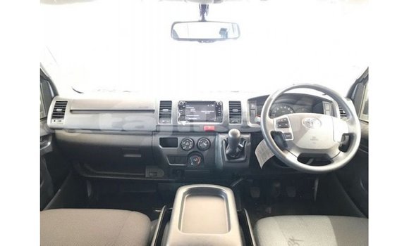 Buy Import Toyota Hiace White Car in Import - Dubai in Dushanbe Buy Import Toyota Hiace White Car in Import - Dubai in Dushanbe