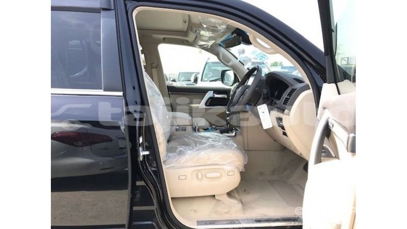 Big with watermark toyota land cruiser dushanbe import dubai 2317