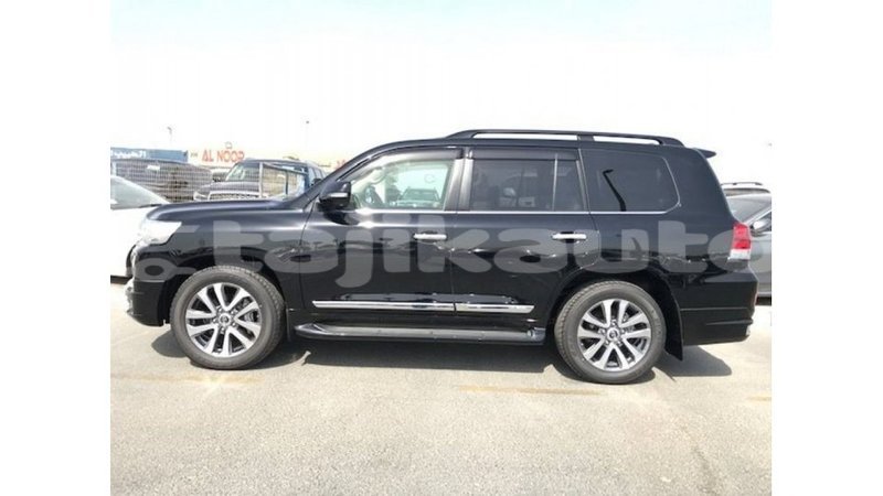 Big with watermark toyota land cruiser dushanbe import dubai 2317