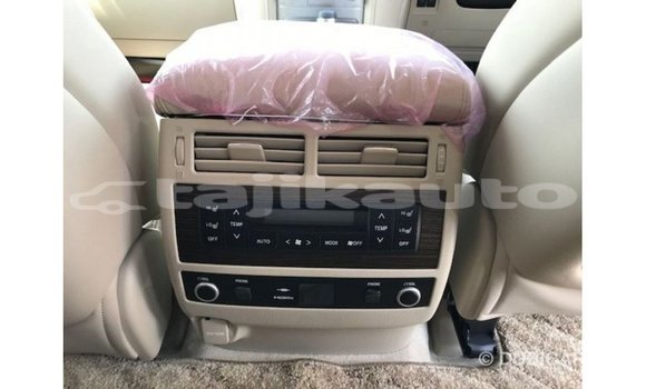 Buy Import Toyota Land Cruiser White Car in Import - Dubai in Dushanbe Buy Import Toyota Land Cruiser White Car in Import - Dubai in Dushanbe