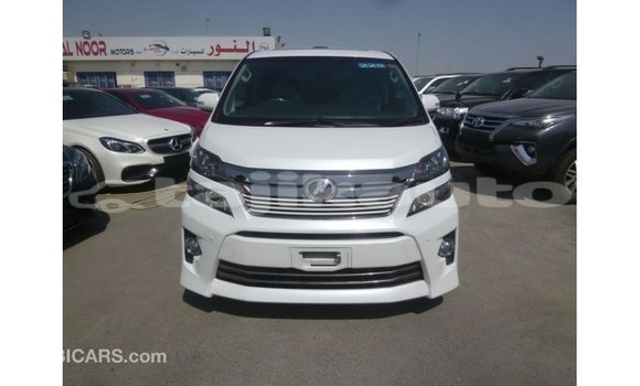 Buy Import Toyota Vellfire White Car in Import - Dubai in Dushanbe Buy Import Toyota Vellfire White Car in Import - Dubai in Dushanbe