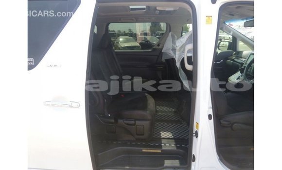 Buy Import Toyota Vellfire White Car in Import - Dubai in Dushanbe Buy Import Toyota Vellfire White Car in Import - Dubai in Dushanbe