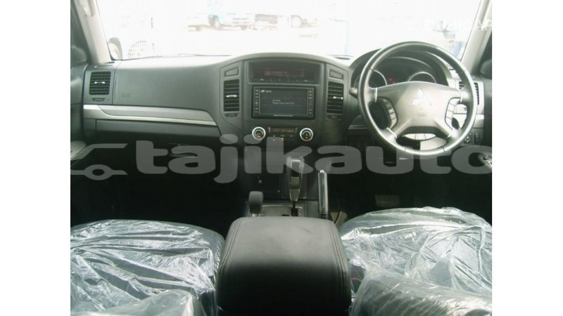 Big with watermark mitsubishi pajero dushanbe import dubai 2343
