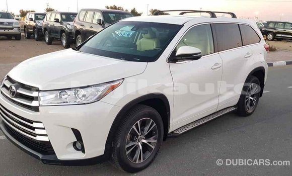 Buy Import Toyota Highlander White Car in Import - Dubai in Dushanbe Buy Import Toyota Highlander White Car in Import - Dubai in Dushanbe