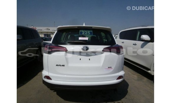 Buy Import Toyota 4Runner White Car in Import - Dubai in Dushanbe Buy Import Toyota 4Runner White Car in Import - Dubai in Dushanbe