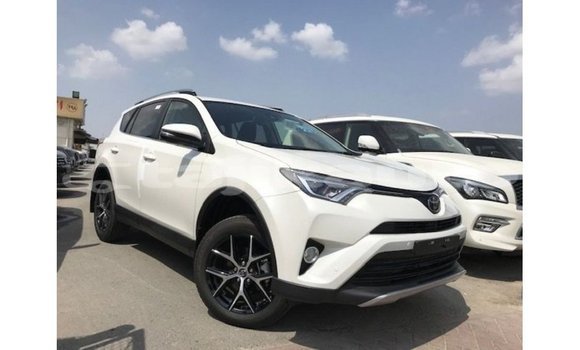 Buy Import Toyota 4Runner White Car in Import - Dubai in Dushanbe Buy Import Toyota 4Runner White Car in Import - Dubai in Dushanbe