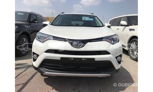 Buy Import Toyota 4Runner White Car in Import - Dubai in Dushanbe Buy Import Toyota 4Runner White Car in Import - Dubai in Dushanbe