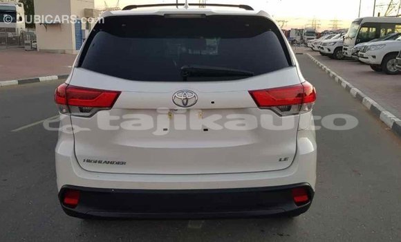 Buy Import Toyota Highlander White Car in Import - Dubai in Dushanbe Buy Import Toyota Highlander White Car in Import - Dubai in Dushanbe