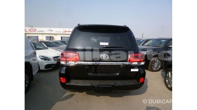 Big with watermark toyota land cruiser dushanbe import dubai 2377