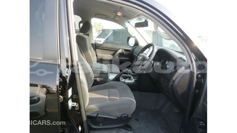 Big with watermark toyota land cruiser dushanbe import dubai 2377