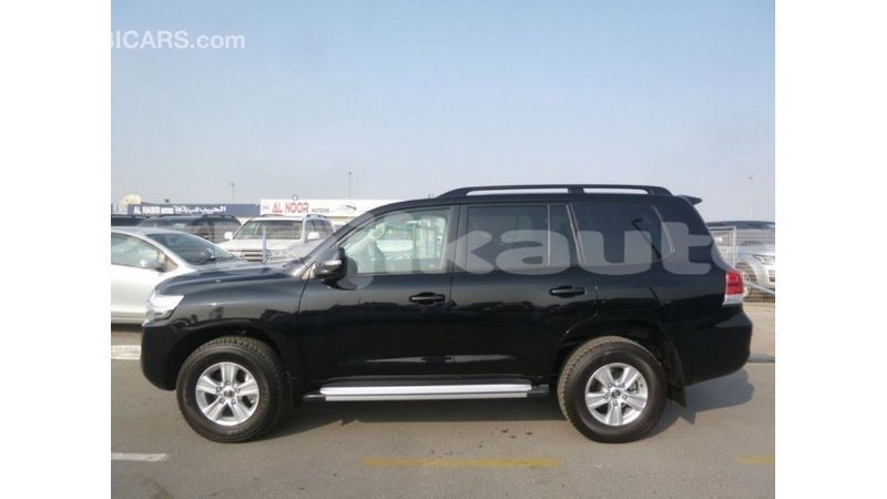 Big with watermark toyota land cruiser dushanbe import dubai 2377
