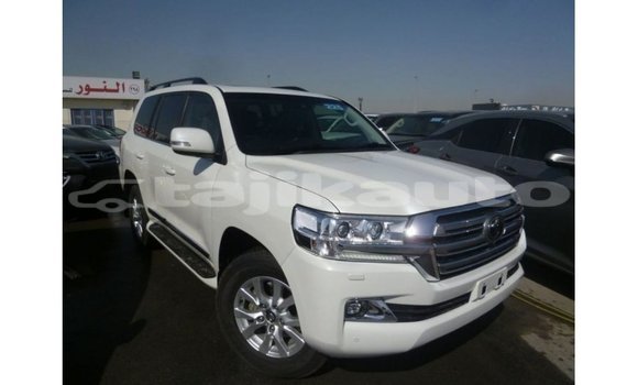 Buy Import Toyota Land Cruiser White Car in Import - Dubai in Dushanbe Buy Import Toyota Land Cruiser White Car in Import - Dubai in Dushanbe