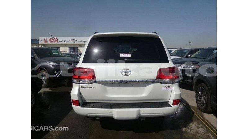 Big with watermark toyota land cruiser dushanbe import dubai 2380