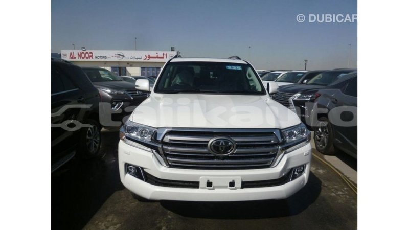 Big with watermark toyota land cruiser dushanbe import dubai 2380