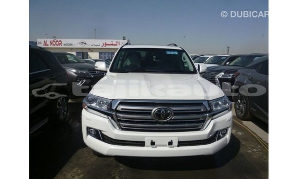 Buy Import Toyota Land Cruiser White Car in Import - Dubai in Dushanbe Buy Import Toyota Land Cruiser White Car in Import - Dubai in Dushanbe