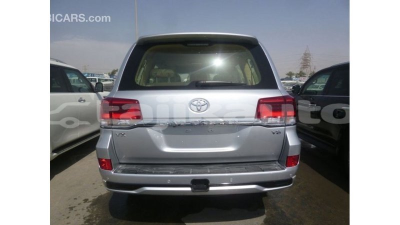 Big with watermark toyota land cruiser dushanbe import dubai 2381