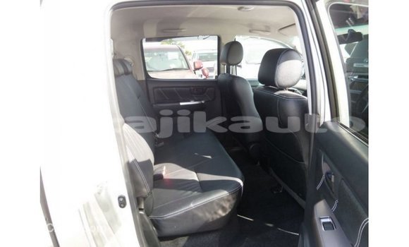 Buy Import Toyota Hilux Other Car in Import - Dubai in Dushanbe Buy Import Toyota Hilux Other Car in Import - Dubai in Dushanbe