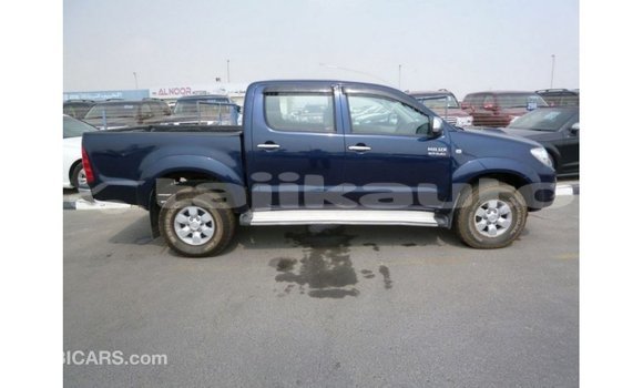 Buy Import Toyota Hilux Blue Car in Import - Dubai in Dushanbe Buy Import Toyota Hilux Blue Car in Import - Dubai in Dushanbe
