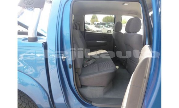 Buy Import Toyota Hilux Blue Car in Import - Dubai in Dushanbe Buy Import Toyota Hilux Blue Car in Import - Dubai in Dushanbe