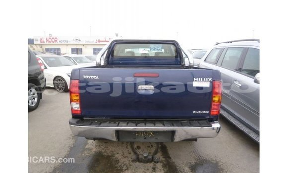 Buy Import Toyota Hilux Blue Car in Import - Dubai in Dushanbe Buy Import Toyota Hilux Blue Car in Import - Dubai in Dushanbe