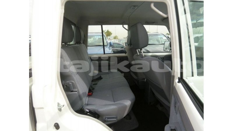 Big with watermark toyota land cruiser dushanbe import dubai 2403