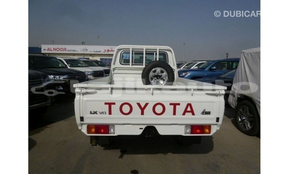 Buy Import Toyota Land Cruiser White Car in Import - Dubai in Dushanbe Buy Import Toyota Land Cruiser White Car in Import - Dubai in Dushanbe
