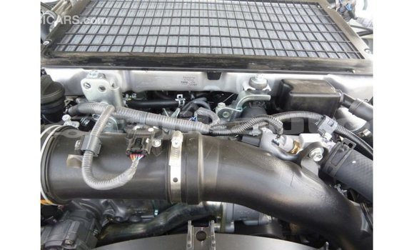 Buy Import Toyota Land Cruiser White Car in Import - Dubai in Dushanbe Buy Import Toyota Land Cruiser White Car in Import - Dubai in Dushanbe