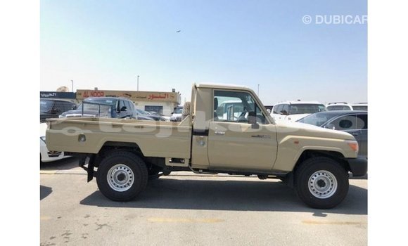 Buy Import Toyota Land Cruiser Beige Car in Import - Dubai in Dushanbe Buy Import Toyota Land Cruiser Beige Car in Import - Dubai in Dushanbe