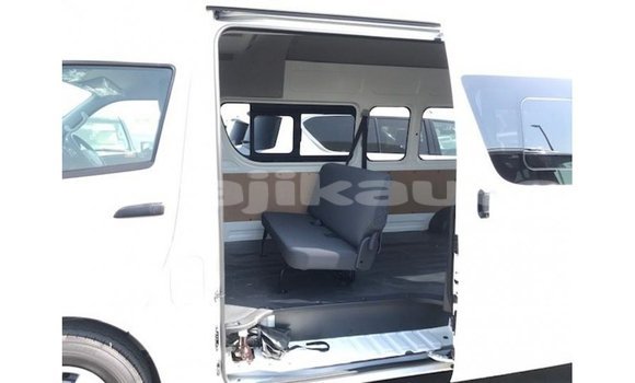 Buy Import Toyota Hiace White Car in Import - Dubai in Dushanbe Buy Import Toyota Hiace White Car in Import - Dubai in Dushanbe