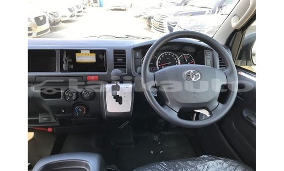 Buy Import Toyota Hiace White Car in Import - Dubai in Dushanbe Buy Import Toyota Hiace White Car in Import - Dubai in Dushanbe