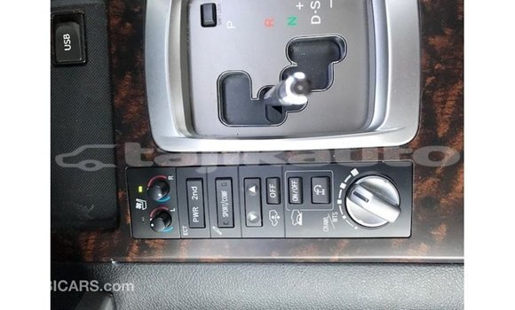 Buy Import Toyota Land Cruiser White Car in Import - Dubai in Dushanbe Buy Import Toyota Land Cruiser White Car in Import - Dubai in Dushanbe