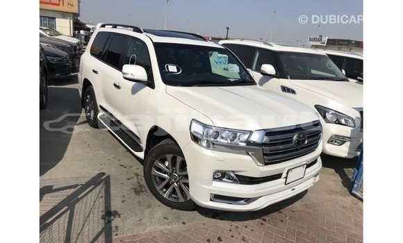 Buy Import Toyota Land Cruiser White Car in Import - Dubai in Dushanbe Buy Import Toyota Land Cruiser White Car in Import - Dubai in Dushanbe