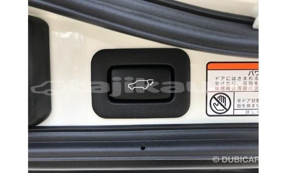 Buy Import Toyota Land Cruiser White Car in Import - Dubai in Dushanbe Buy Import Toyota Land Cruiser White Car in Import - Dubai in Dushanbe