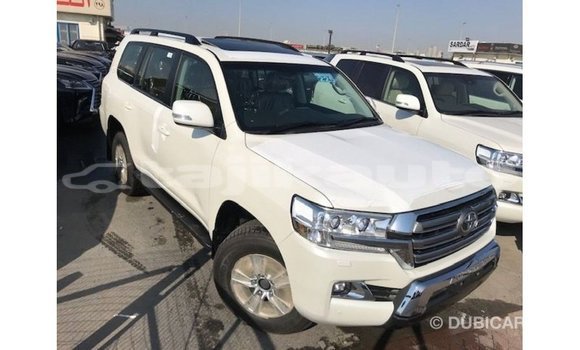 Buy Import Toyota Land Cruiser White Car in Import - Dubai in Dushanbe Buy Import Toyota Land Cruiser White Car in Import - Dubai in Dushanbe