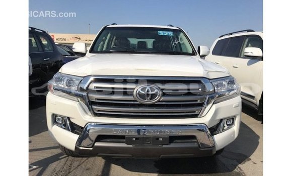 Buy Import Toyota Land Cruiser White Car in Import - Dubai in Dushanbe Buy Import Toyota Land Cruiser White Car in Import - Dubai in Dushanbe
