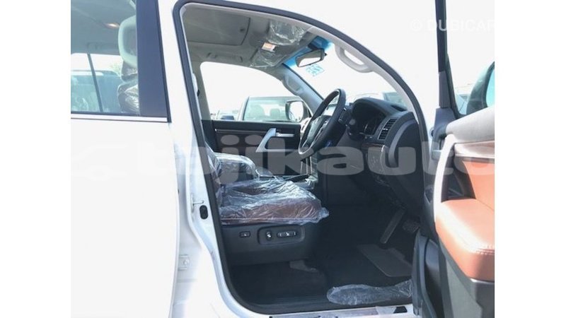 Big with watermark toyota land cruiser dushanbe import dubai 2423