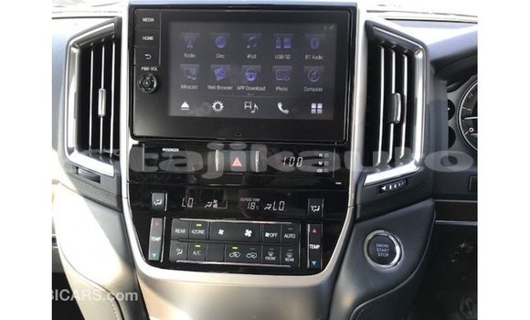 Buy Import Toyota Land Cruiser White Car in Import - Dubai in Dushanbe Buy Import Toyota Land Cruiser White Car in Import - Dubai in Dushanbe