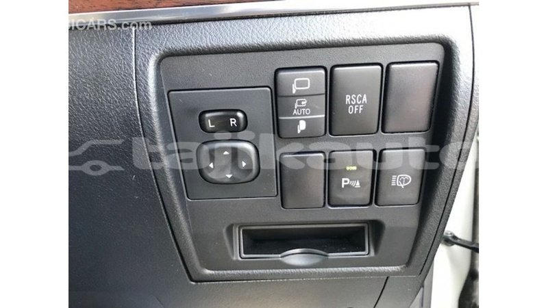 Big with watermark toyota land cruiser dushanbe import dubai 2423