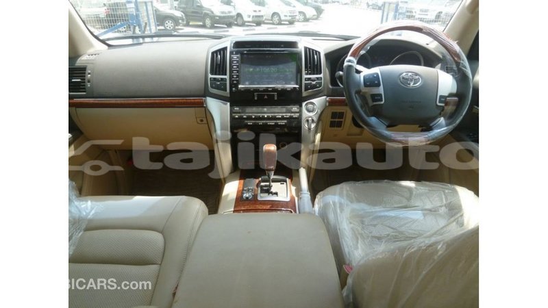 Big with watermark toyota land cruiser dushanbe import dubai 2432