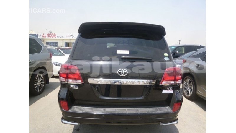 Big with watermark toyota land cruiser dushanbe import dubai 2432