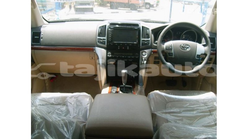 Big with watermark toyota land cruiser dushanbe import dubai 2437