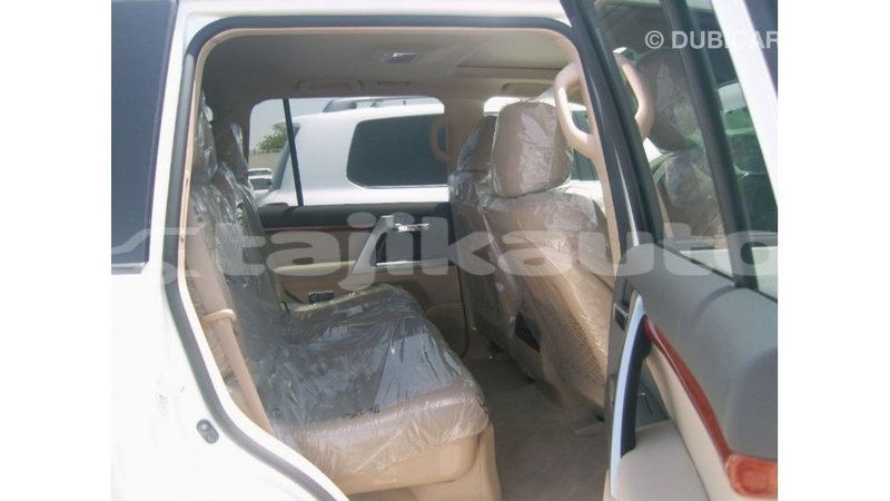Big with watermark toyota land cruiser dushanbe import dubai 2437