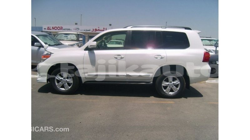 Big with watermark toyota land cruiser dushanbe import dubai 2437