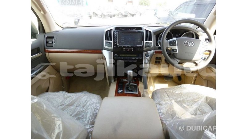 Big with watermark toyota land cruiser dushanbe import dubai 2441